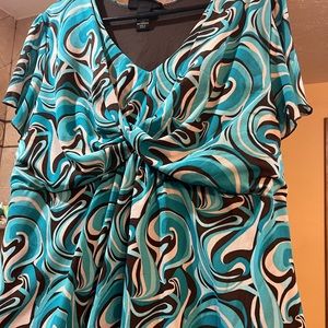 Flattering plus size top by Venezia